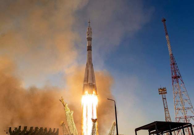 러 소유즈, 미·러 우주비행사 태우고 ISS 도착…8개월 임무 시작