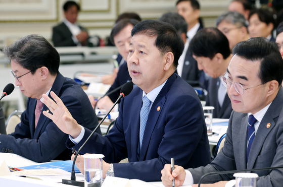 1400조 국가자산 운용법 76년만에 바꾼다…80조 비과세도 대수술(종합)