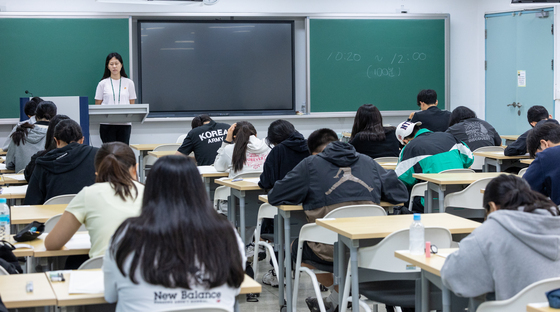 수시 일반전형 지원 54% '논술'에 몰렸다…경쟁률 48대 1