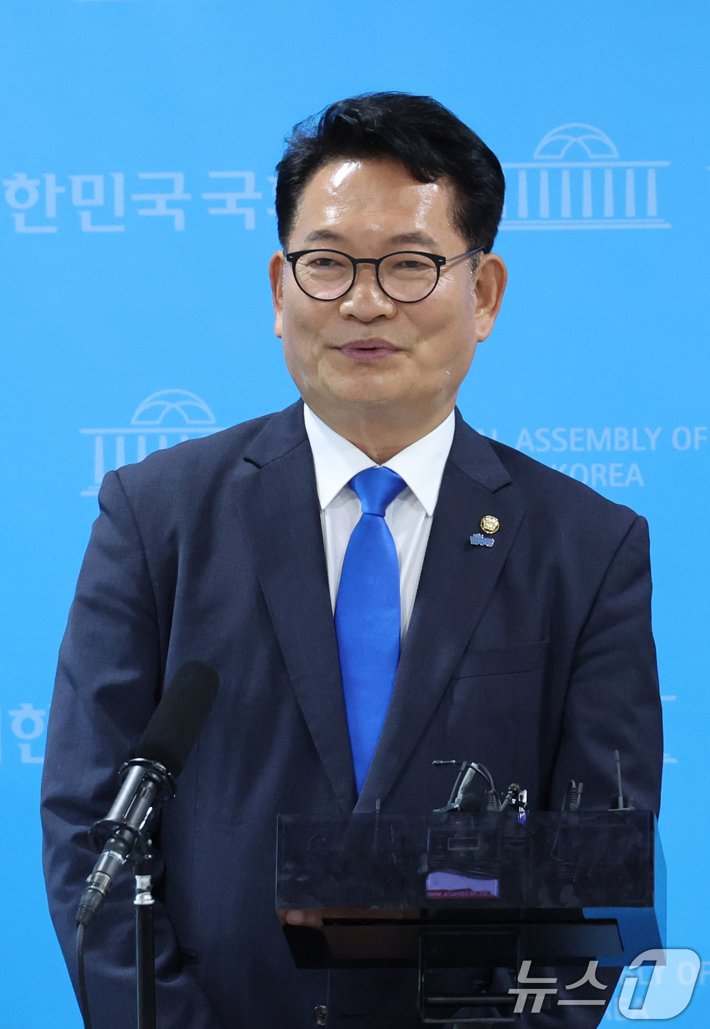 (서울=뉴스1) 신웅수 기자 = 더불어민주당 당권주자인 송영길 의원이 15일 서울 여의도 국회 소통관에서 채상병 순직 3주기 연루자 후속 고발 기자회견을 하고 있다. 2026.7. …