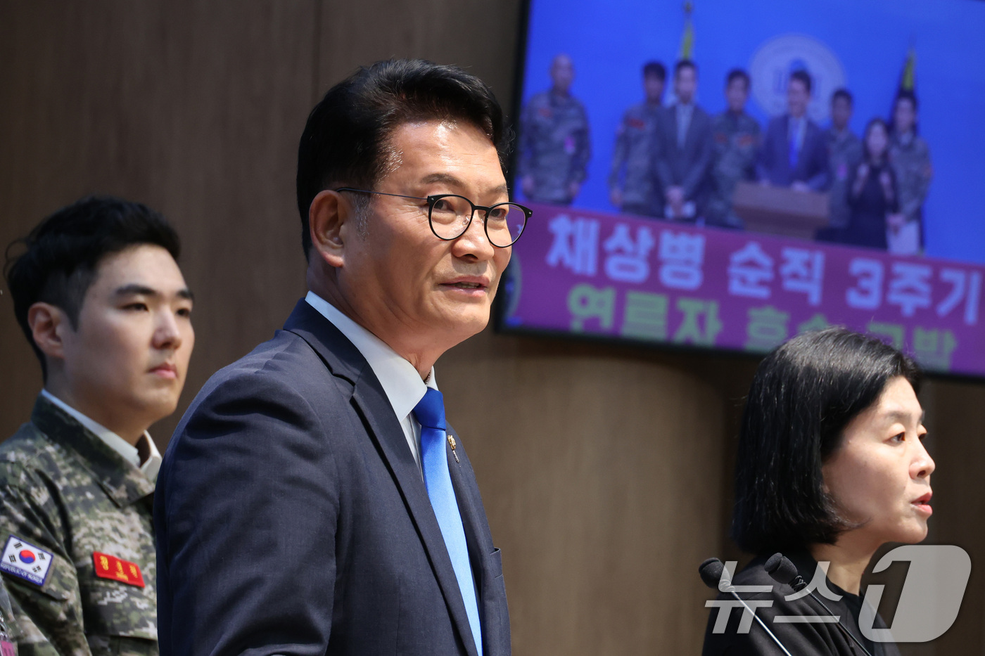 (서울=뉴스1) 신웅수 기자 = 더불어민주당 당권주자인 송영길 의원이 15일 서울 여의도 국회 소통관에서 채상병 순직 3주기 연루자 후속 고발 기자회견을 하고 있다. 2026.7. …