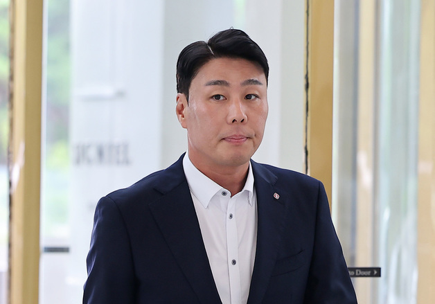 롯데 VCM 참석하는 정현석 롯데백화점 대표이사