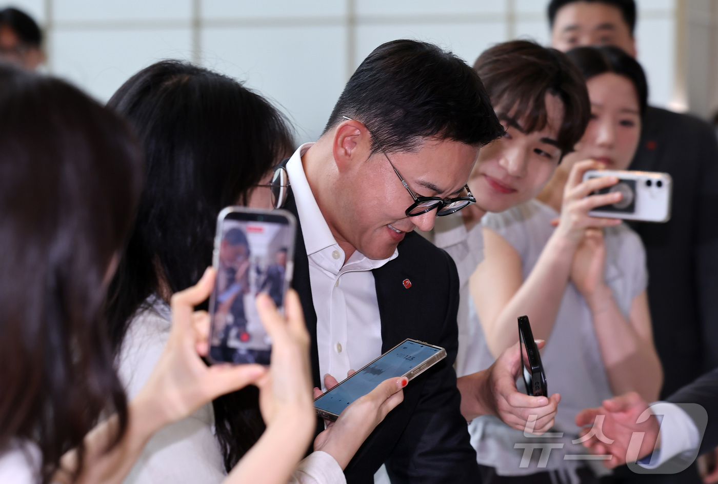(서울=뉴스1) 김성진 기자 = 서정호 롯데웰푸드 대표이사가 15일 서울 송파구 잠실 롯데월드타워에서 열린 2026 하반기 롯데 VCM(Value Creation Meeting, …