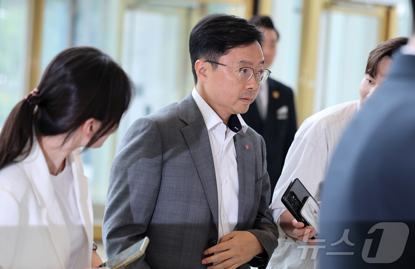 (서울=뉴스1) 김성진 기자 = 이승민 롯데알미늄 대표이사가 15일 서울 송파구 잠실 롯데월드타워에서 열린 2026 하반기 롯데 VCM(Value Creation Meeting, …