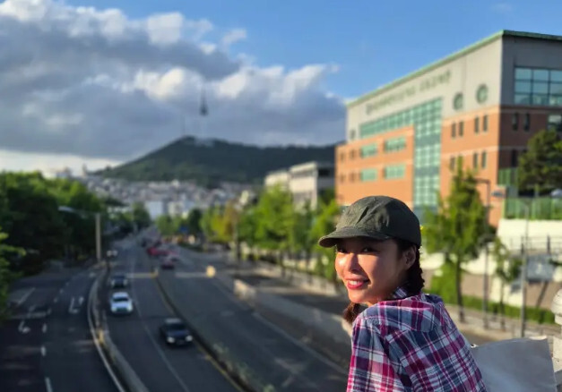 "새 단장 위해"…황정음, 유튜브 시작 두 달 만에 재정비