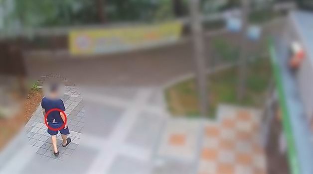 "칼 든 남성이 돌아다닌다"…부산 공원 발칵, 50대 현행범 체포