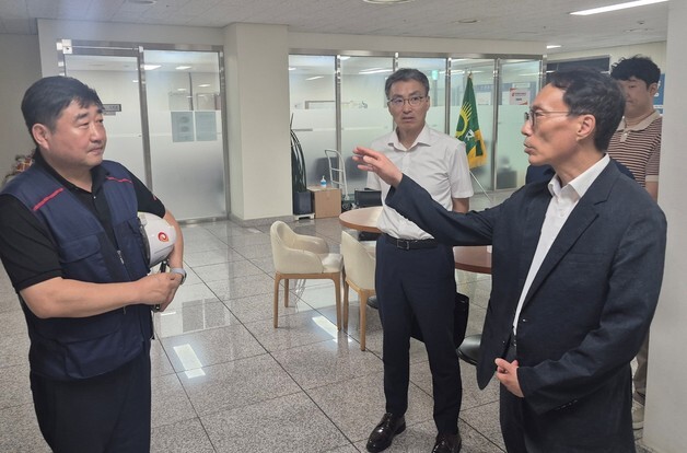 이승환 한강청장 "오염예방·안전관리 최선 다해 달라"