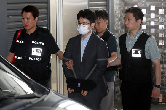'피습 자작극' 정이한 전 후보, 검찰 송치