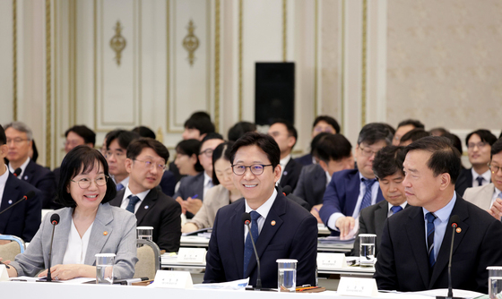 정부, 하반기 AI 총력전…550조 AIDC 지원·2027년 최상위 모델 확보