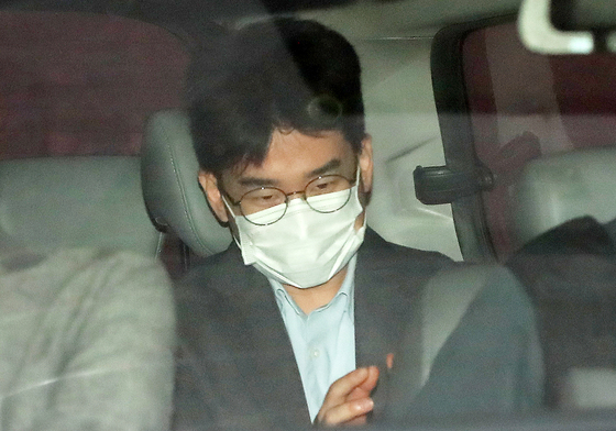 '테러 자작극' 정이한 검찰 송치…"성실히 수사·재판 받겠다"