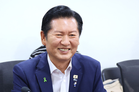 정청래 "하룻밤 사이 3억8000만 원 후원금…눈물나게 고마워"
