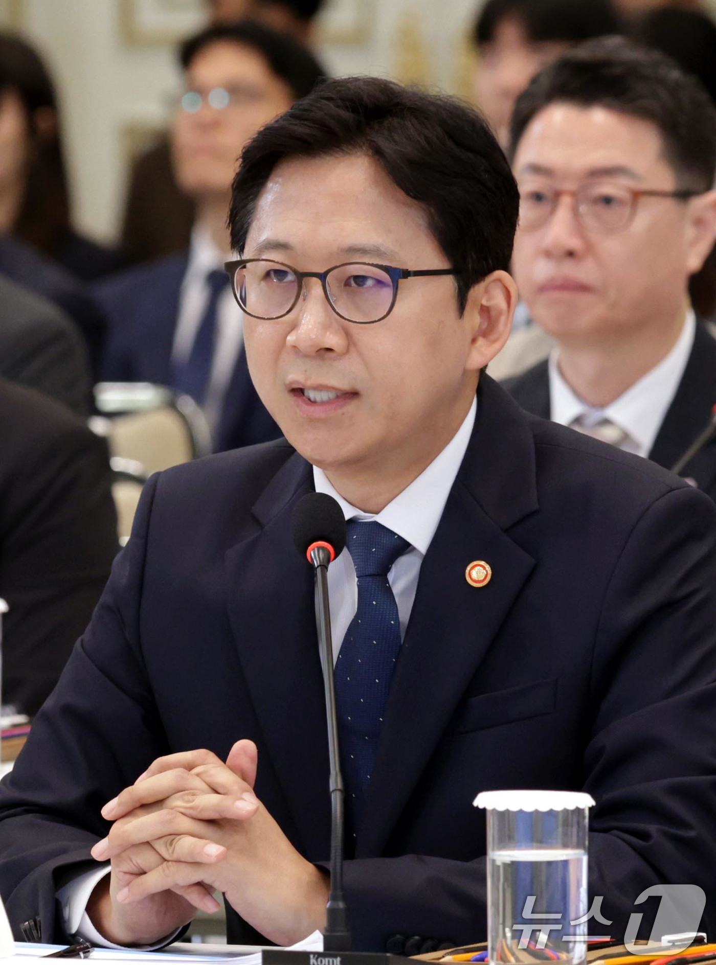 (서울=뉴스1) 허경 기자 = 배경훈 부총리 겸 과학기술정보통신부 장관이 16일 청와대 영빈관에서 열린 과학기술정보통신부, 방송미디어통신위원회, 개인정보보호위원회 2차 업무보고에서 …