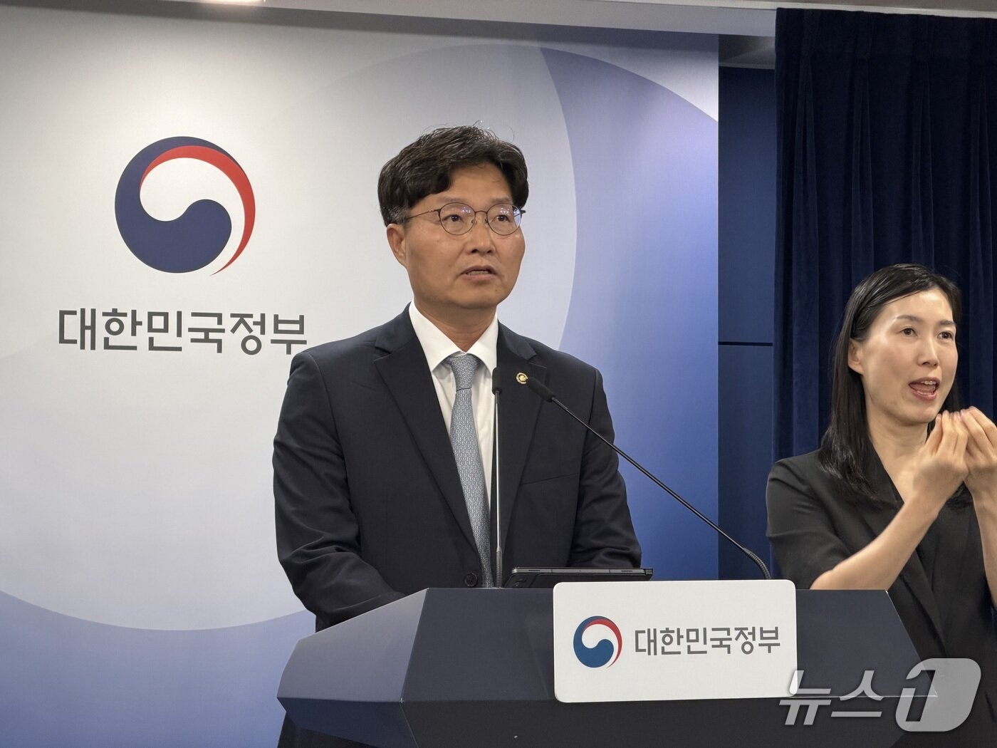 본문 이미지 - 구혁채 과학기술정보통신부 제1차관이 15일 정부서울청사에서 '2026년 하반기 업무보고 사전 브리핑'을 진행하고 있다. 2026.7.15 ⓒ 뉴스1 이기범 기자