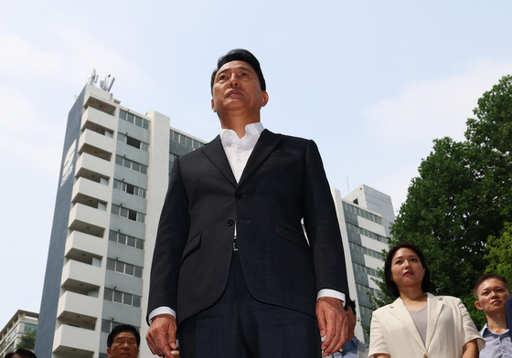 재건축 아파트 찾은 오세훈 서울시장
