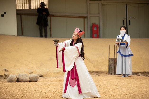 1500년前 신라 왕족 무덤 축조의 비밀…경주서 장례식 재현한다