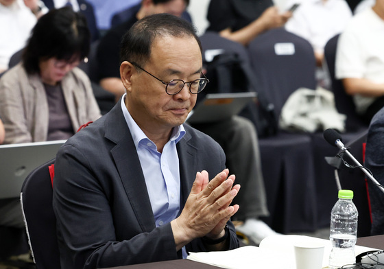 대한체육회 임시대의원총회 자리한 이용수 축구협회 부회장