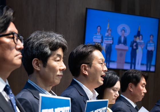 민주 선관위 국조특위원들 '재검표 즉각 합의 촉구'