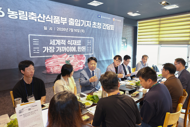 이기홍 한돈협회장 "ASF 방역, 현장 중심으로 전환해야"