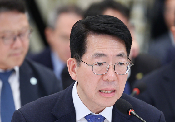 업무보고하는 황종우 해수부 장관