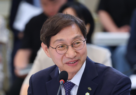 업무보고 하는 김성주 이사장
