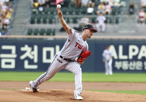 힘껏 역투하는 톨허스트