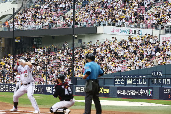 가을야구 진출팀 결정되는 KBO 후반기 첫 경기 시작