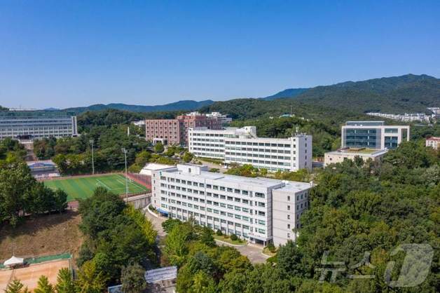'강제추행' 기소 경기대 총장 예정자…이사회, 임용 취소 유보