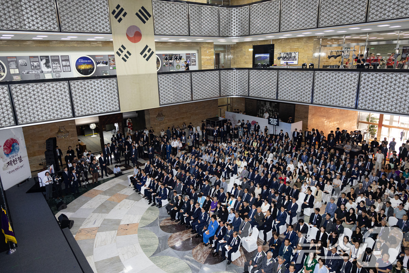 (서울=뉴스1) 유승관 기자 = 17일 서울 여의도 국회에서 제78주년 제헌절 경축식이 열리고 있다. 2026.7.17/뉴스1