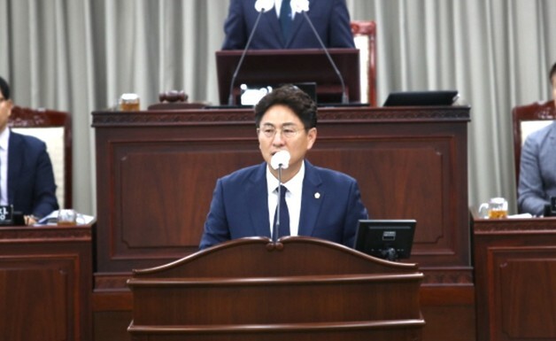 "너무 오래 계셨어요" 익산시의원, 공무집행 공무원에 막말 논란