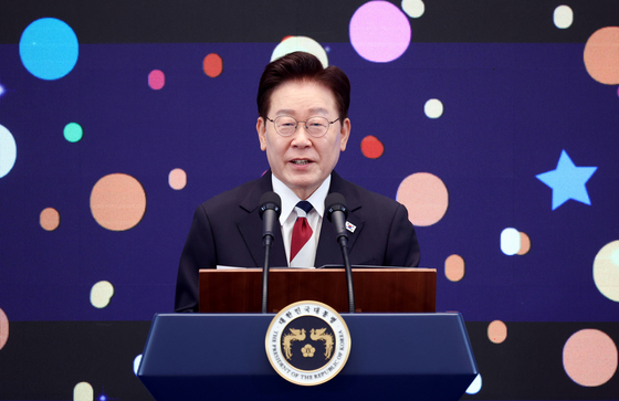 '빛의 위원회' 시민초청행사 발언하는 이재명 대통령