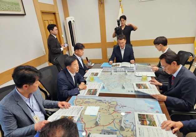 "폭우피해 영월서부권에 교부금을"…김길수, 우상호 만나 논의
