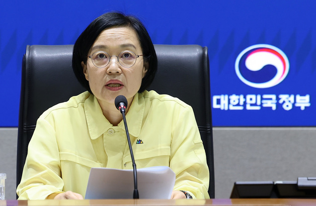 [속보] 한 총리 "호우 피해 국민께 위로…정부, 긴장 늦추지 말고 대응"