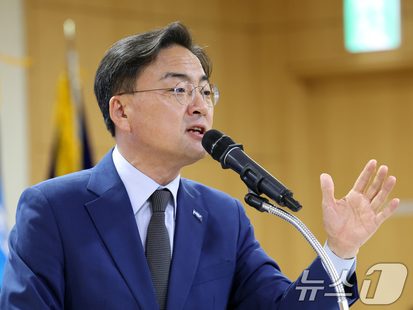 (서울=뉴스1) 황기선 기자 = 신장식 조국혁신당 대표 후보가 19일 오후 서울 여의도 국회 의원회관에서 열린 '당대표 및 최고위원 후보자 수도권·강원 경청 간담회'에서 정견발표를 …