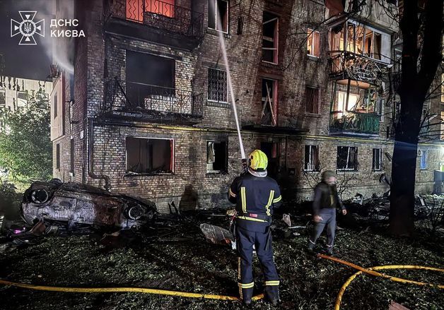 우크라, 모스크바 물류센터 공격·8명 사망…러, 개전 후 최대 미사일 보복