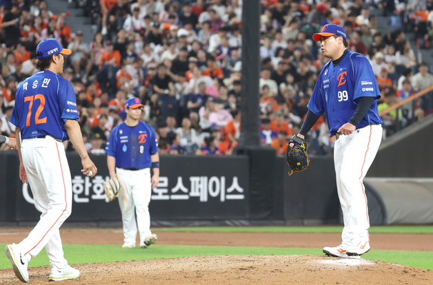 한·미 통산 2,500K, 교체되는 류현진