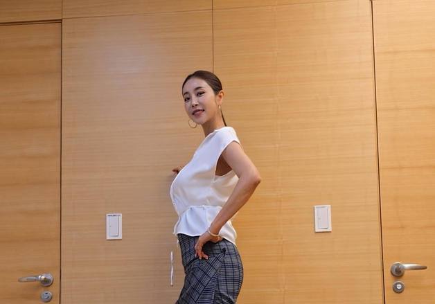 '47세 임신' 한다감, D라인 공개 "예전과 달리 몸이 무거워" [N샷]