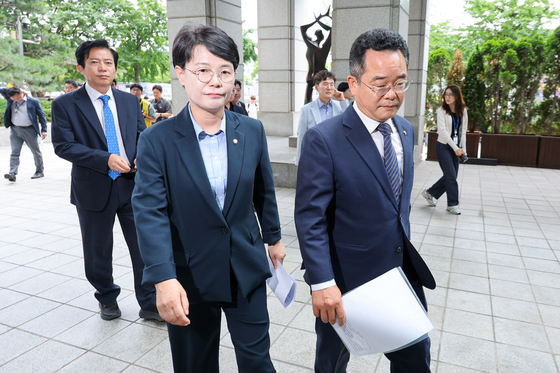 금감원장 면담하러 가는 민주당 을지로위원회