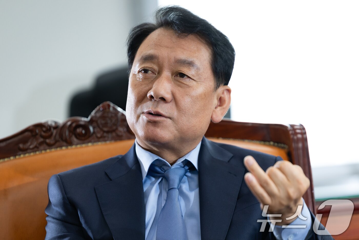 본문 이미지 - 이광재 국회 예산결산특별위원장이 2일 서울 여의도 국회에서 뉴스1과 인터뷰하고 있다. ⓒ 뉴스1 유승관 기자