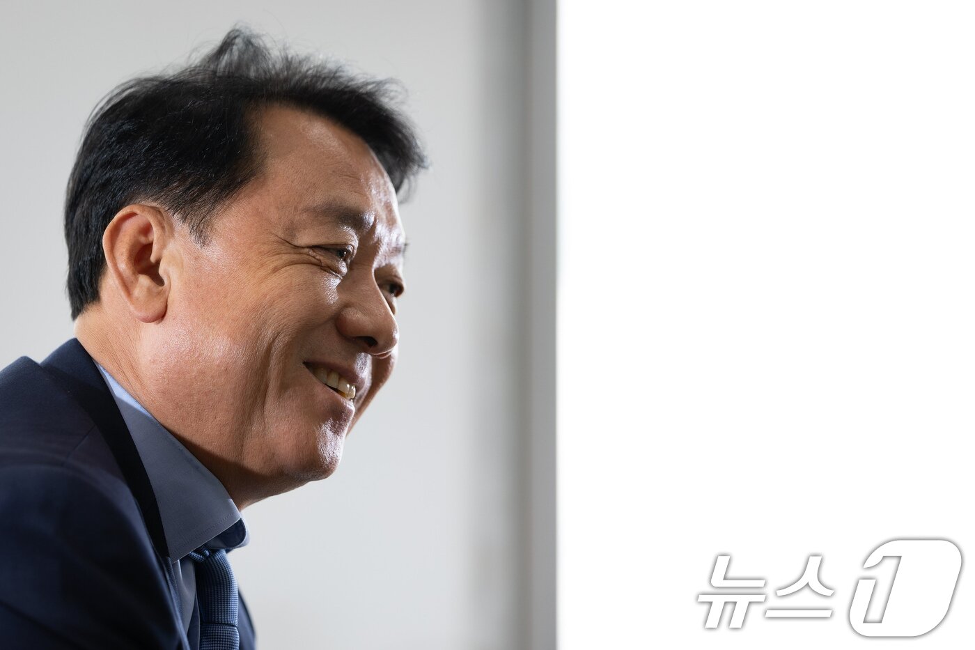 본문 이미지 - 이광재 국회 예산결산특별위원장이 2일 서울 여의도 국회에서 뉴스1과 인터뷰하고 있다. ⓒ 뉴스1 유승관 기자