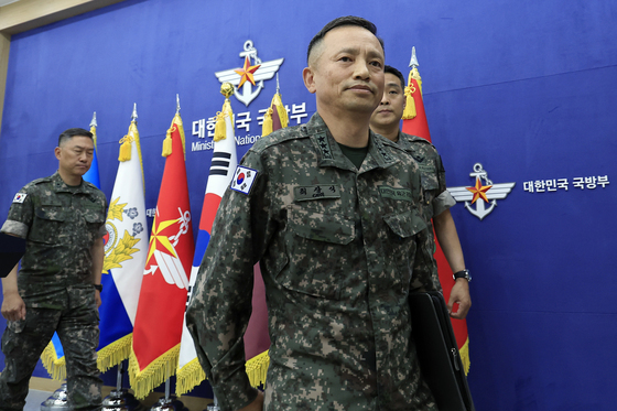 브리핑 마친 최장식 육군참모차장
