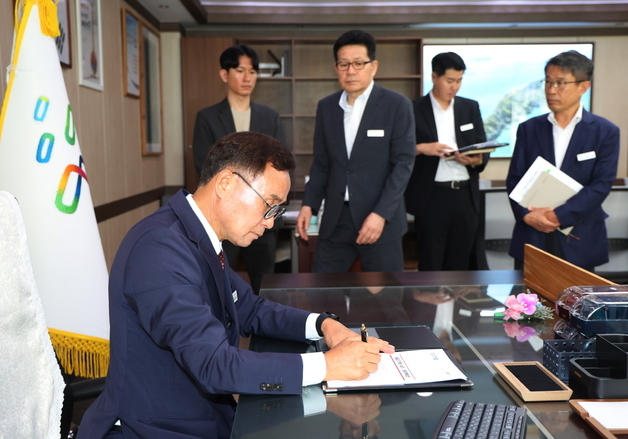 윤희신 태안군수, 군수 직속 세일즈기획단 신설 추진