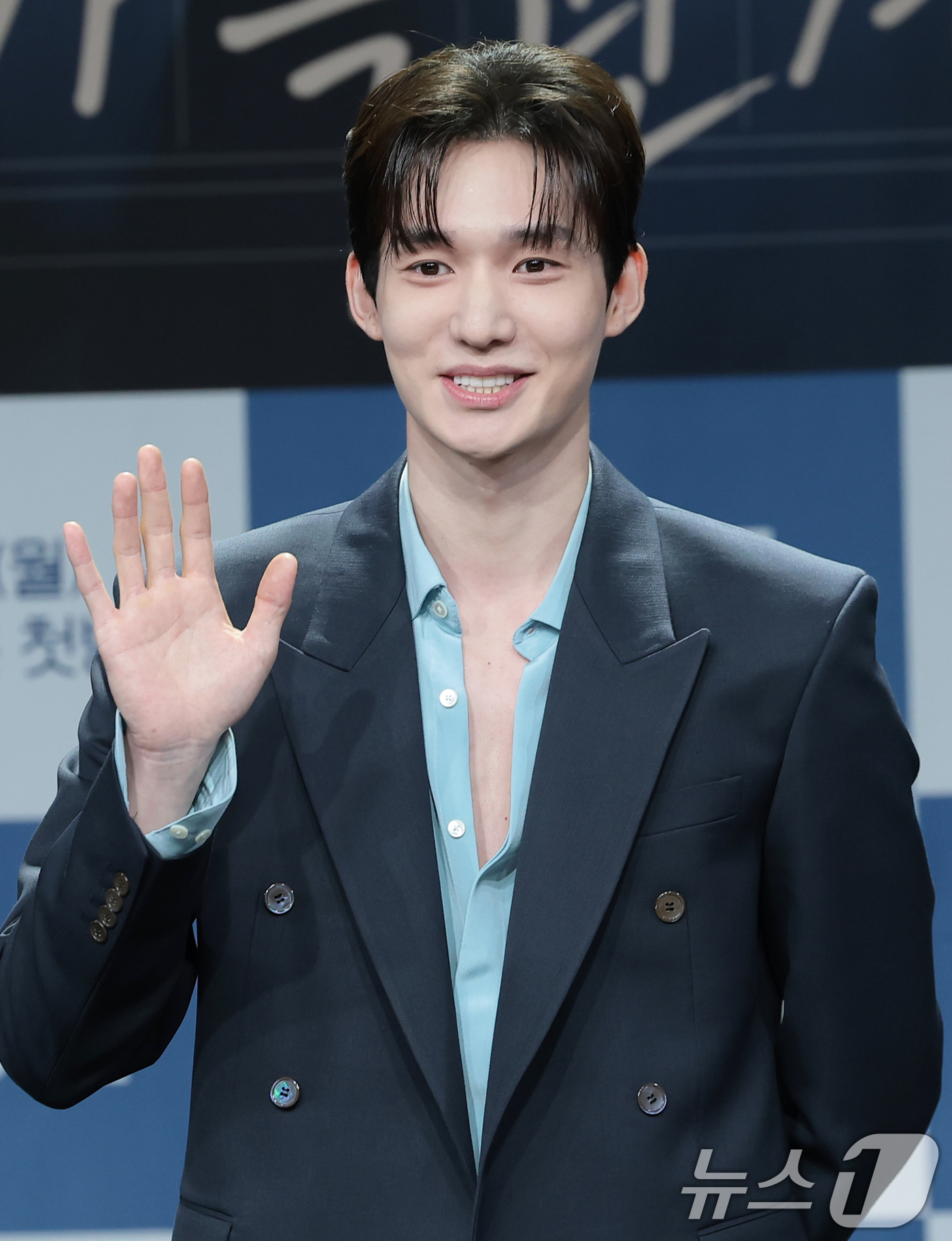 (서울=뉴스1) 권현진 기자 = 배우 성이언이 2일 오후 서울 마포구 상암 MBC사옥 골든마우스홀에서 열린 MBC 새 일일드라마 ‘가족관계증명서’(극본 박지현) 제작발표회에서 포즈 …