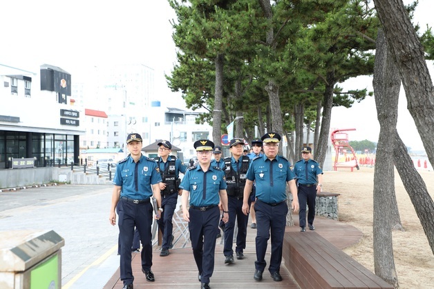 유윤종 울산경찰청장, 해수욕장 여름경찰관서 운영 실태 점검