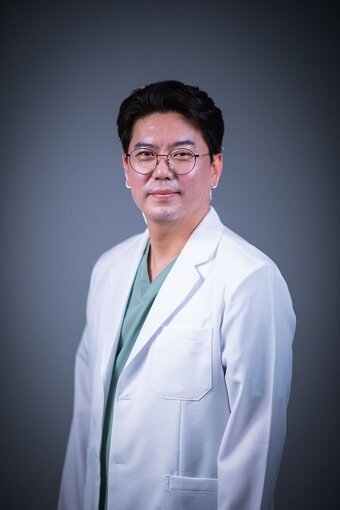 본문 이미지 - 조성윤 리젠에스신경외과의원 원장