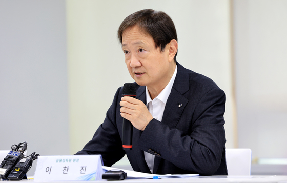 이찬진 금감원장, 대구서 대학생·창업가·군장병 만나 '광폭 소통'