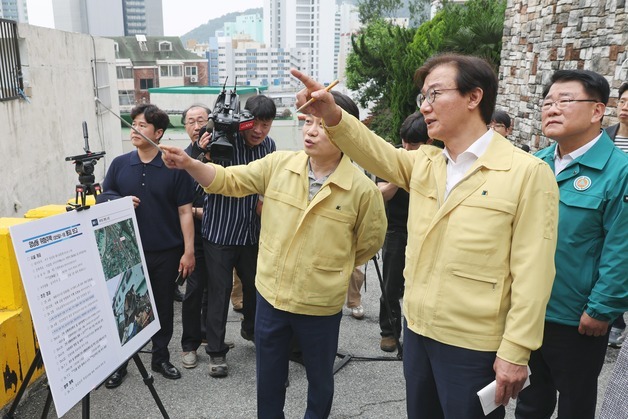 취임 이틀째 전재수 부산시장, 장마 대비 안전대책에 총력