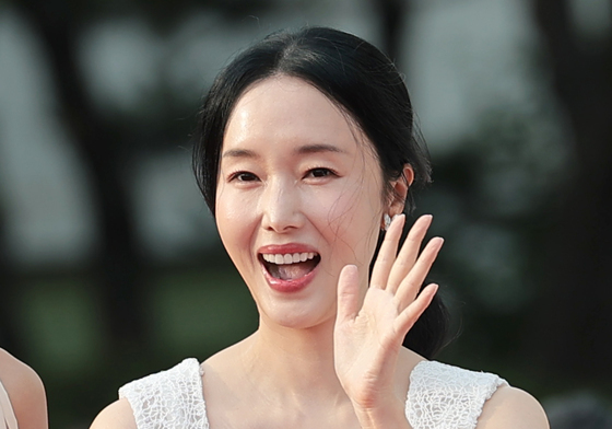 이정현, 밝은 미소