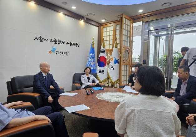 인권위원 6인, 인권위원장에 항의서한…'尹 방어권 보장 폐기' 촉구