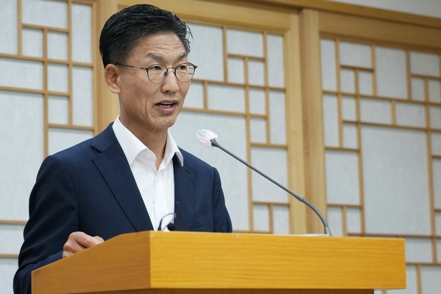 공무원 25억 유용에 김병삼 영천시장 "관리·감독자도 엄중 문책"