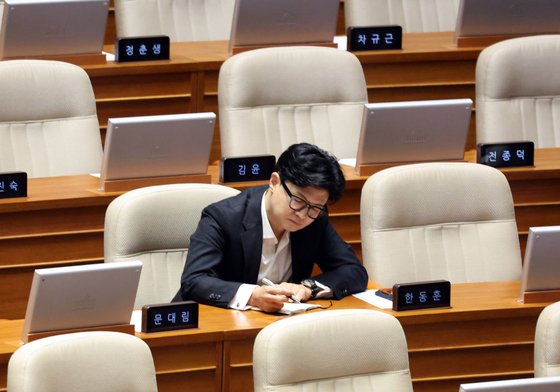 한동훈 "뉴스공장 출연 용의 있다…보완수사권 답하겠다"(종합2보)